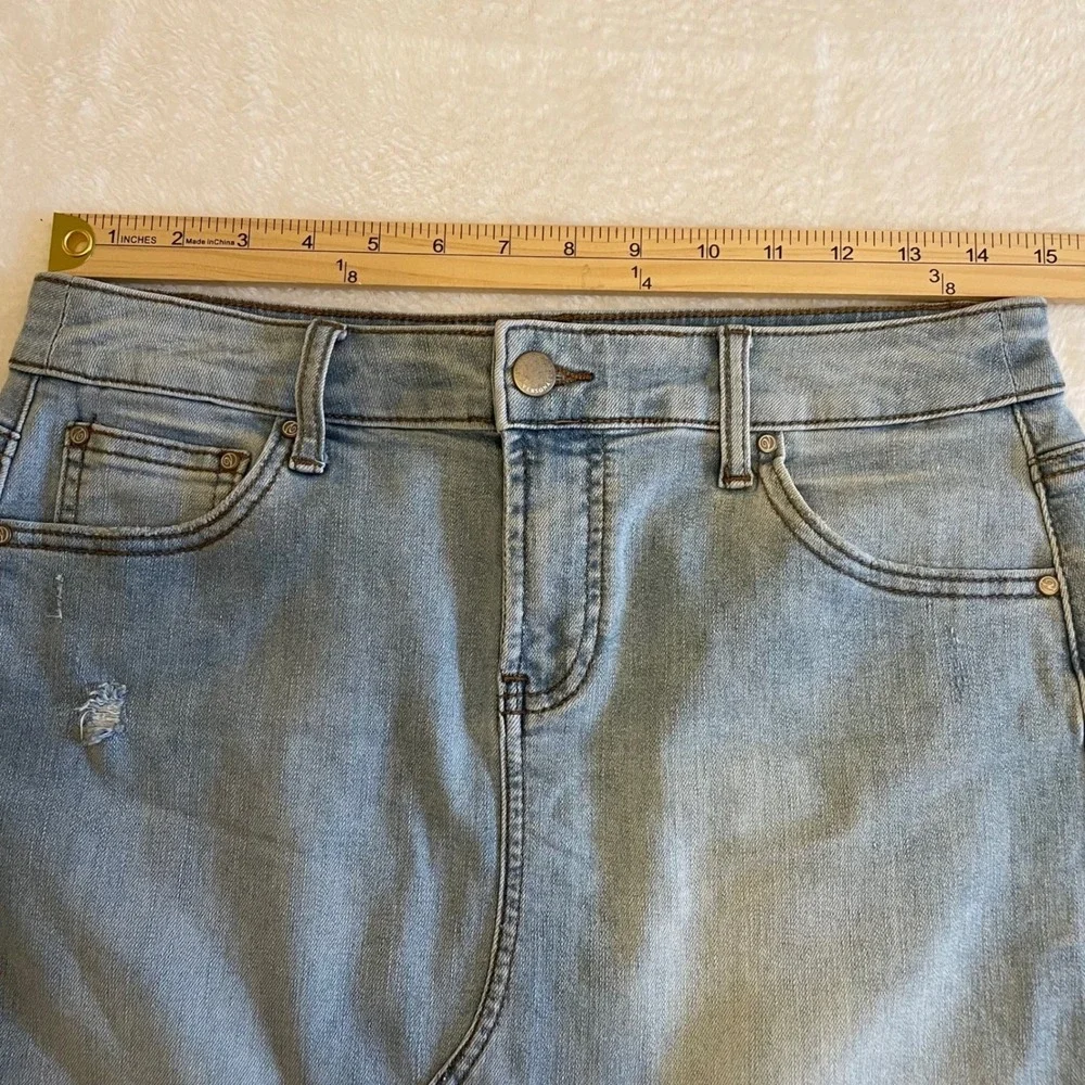 Versona Denim Mini Skirt Womens 29 Light Blue Distressed Raw‎ Hem Stretch Jean